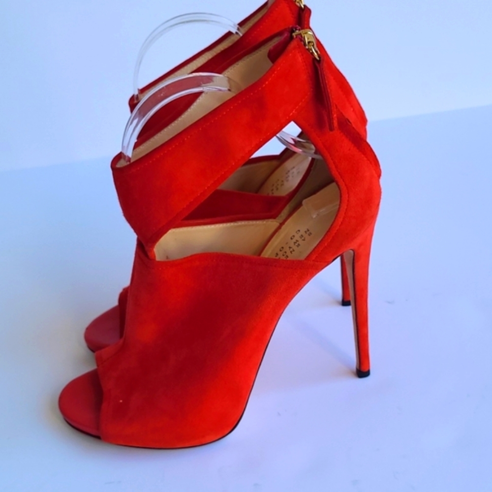 Barneys New York Suede Heel Sandals 39